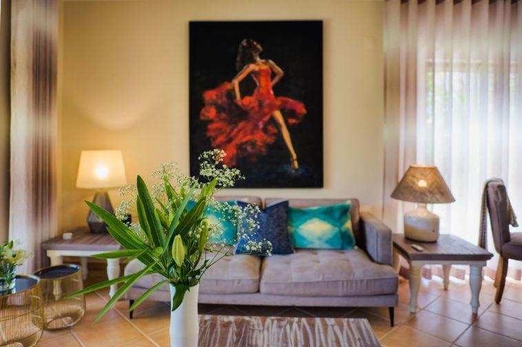 2Bedroom Bungalow Heated Shared Pool ,Near Carvoeiro And Ferrugudo المظهر الخارجي الصورة