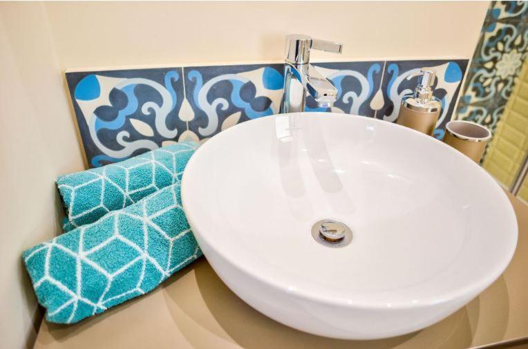 2Bedroom Bungalow Heated Shared Pool ,Near Carvoeiro And Ferrugudo المظهر الخارجي الصورة