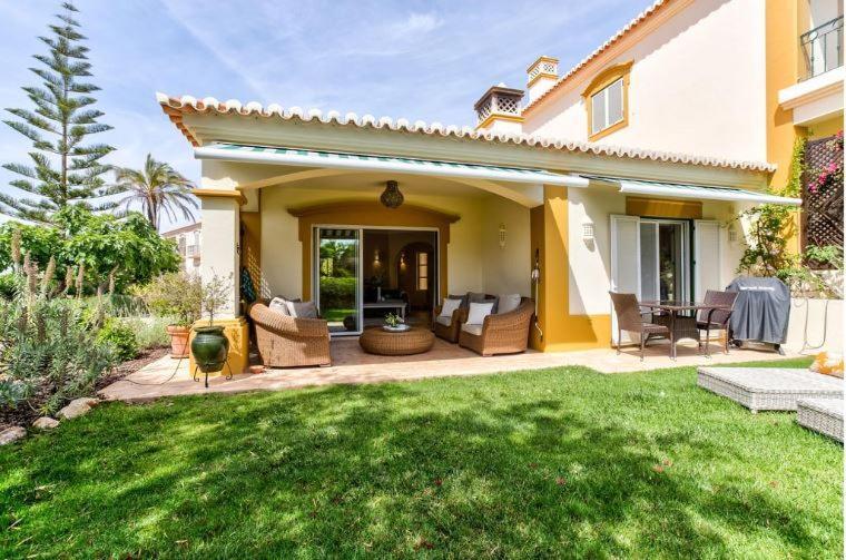 2Bedroom Bungalow Heated Shared Pool ,Near Carvoeiro And Ferrugudo المظهر الخارجي الصورة